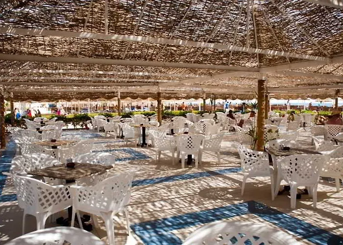 Ali Baba Palace - Families And Couples Only