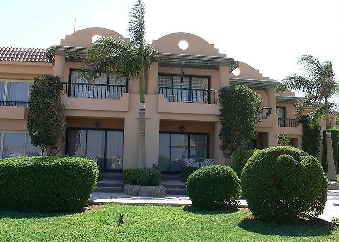 Ali Baba Palace - Families And Couples Only